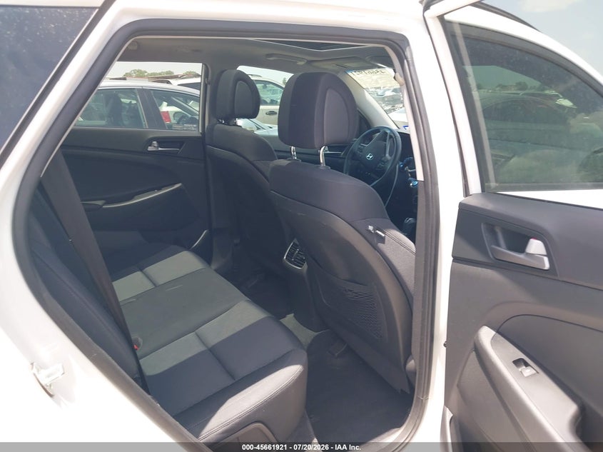 2017 HYUNDAI TUCSON auction photo 8