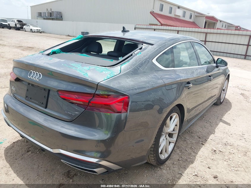 2024 AUDI A5 SPORTBACK PREMIUM PLUS 45 TFSI QUATTRO S TRONIC — Фото 4