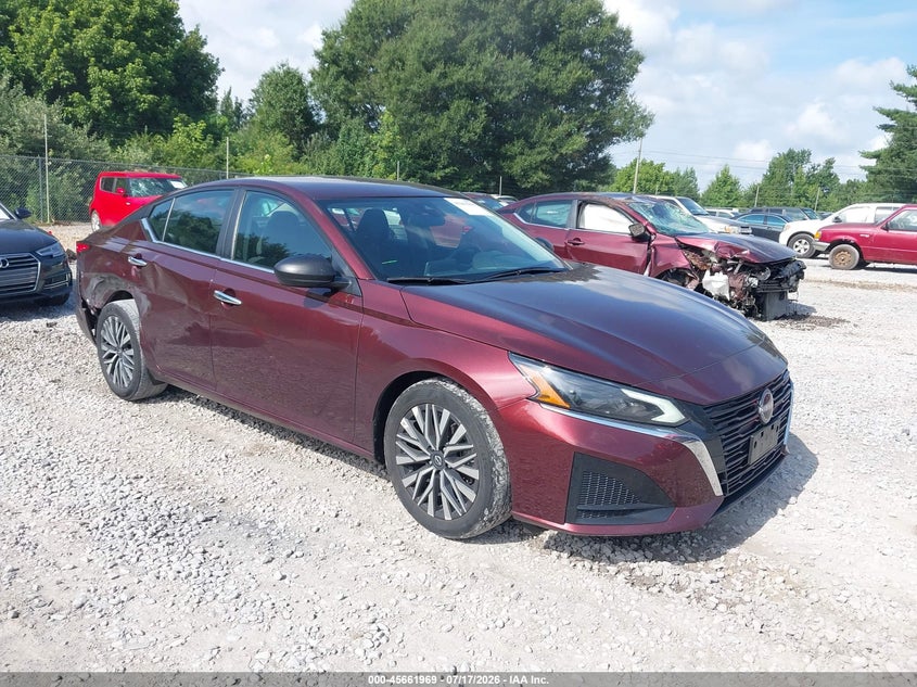 2025 NISSAN ALTIMA SV FWD — Photo gallery