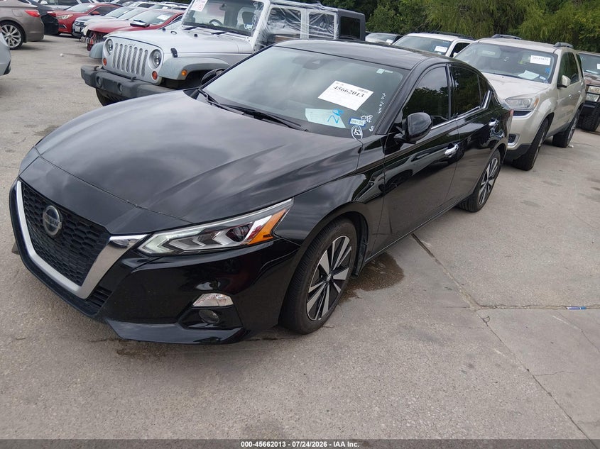 2021 NISSAN ALTIMA auction photo 2