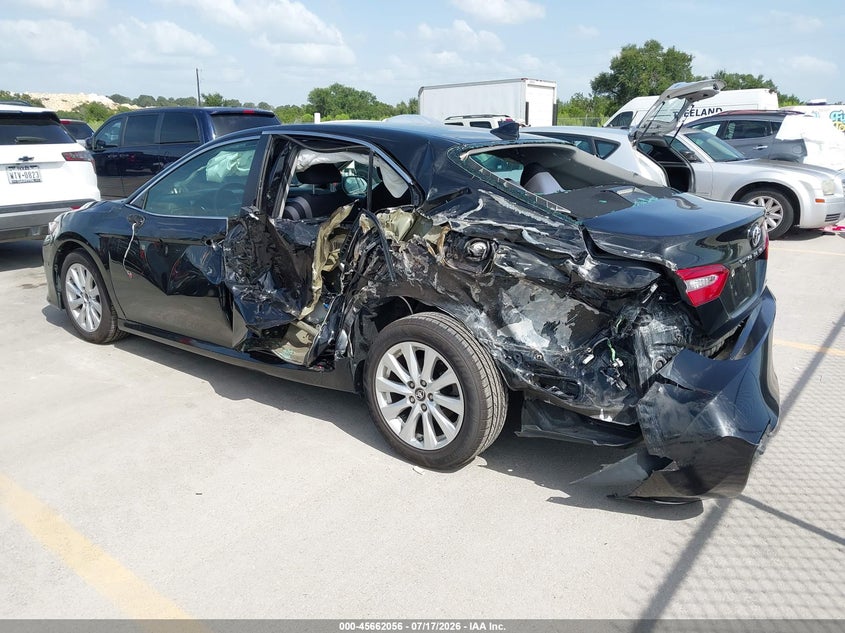 2019 TOYOTA CAMRY auction photo 3
