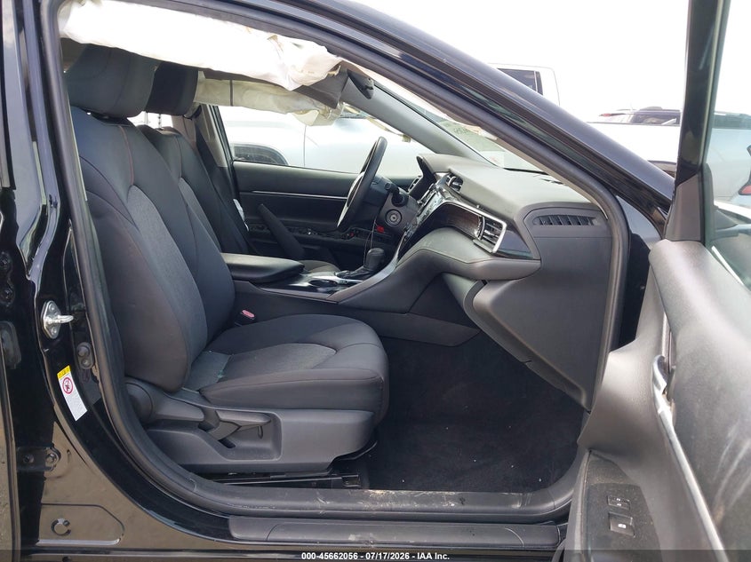 2019 TOYOTA CAMRY auction photo 5