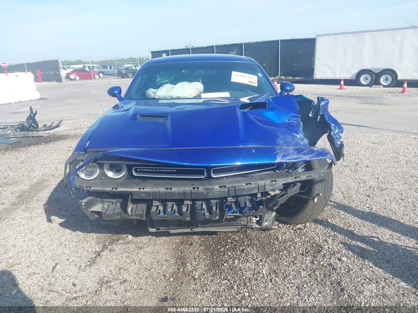 DODGE CHALLENGER - zdjęcie 13