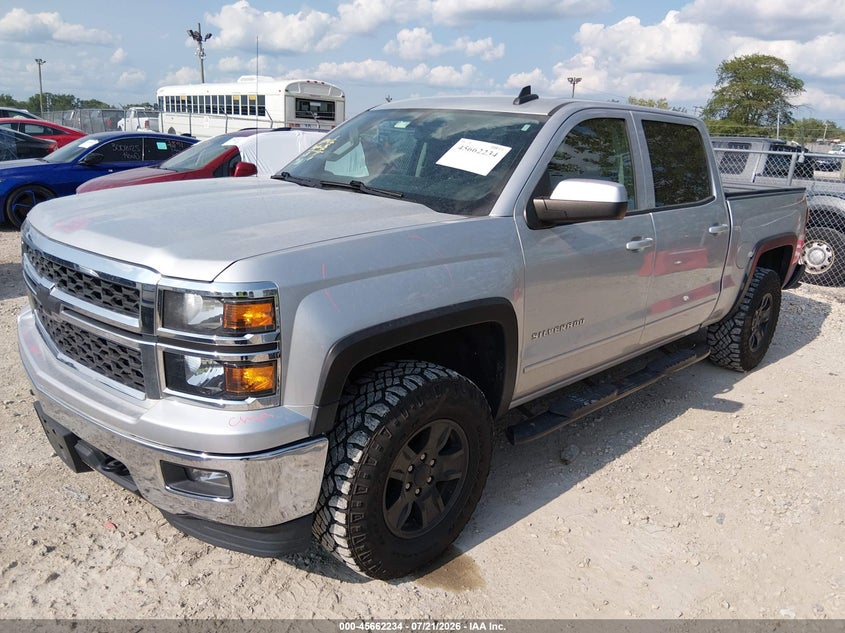 2015 Chevrolet Silverado, Rear, IAAI, VIN 3GCUKREC1FG469055 — photo 2