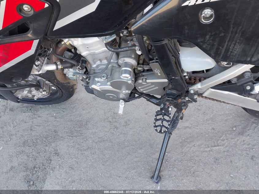 2022 Suzuki Dr-Z400 Sm VIN: JS1SK44A6N7101677 Lot: 45662345