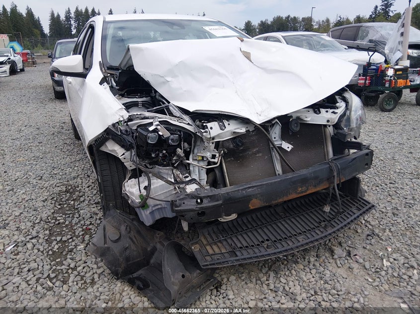 2017 Toyota Corolla Se VIN: 2T1BURHE8HC863082 Lot: 45662365