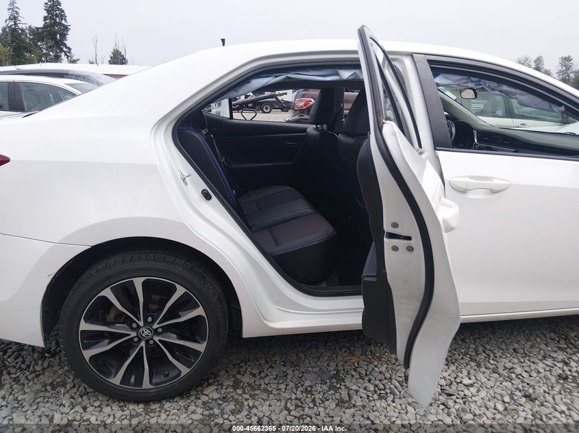 2017 Toyota Corolla Se VIN: 2T1BURHE8HC863082 Lot: 45662365