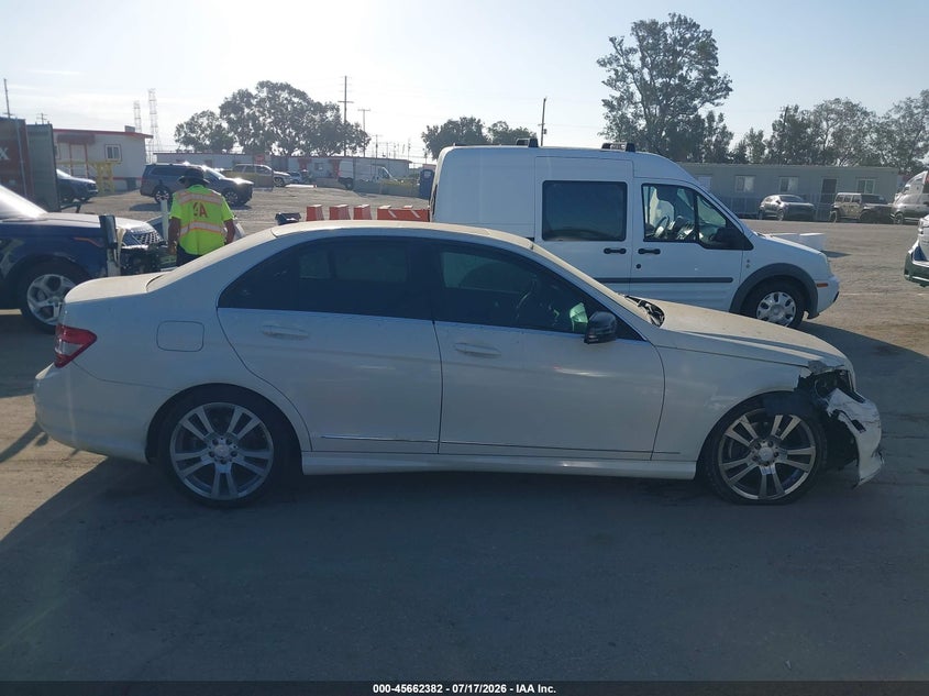 2011 Mercedes-Benz C 300 Luxury/Sport VIN: WDDGF5EB4BF653568 Lot: 45662382