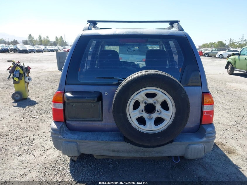 1999 Chevrolet Tracker VIN: 2CNBE13C9X6931762 Lot: 45662392