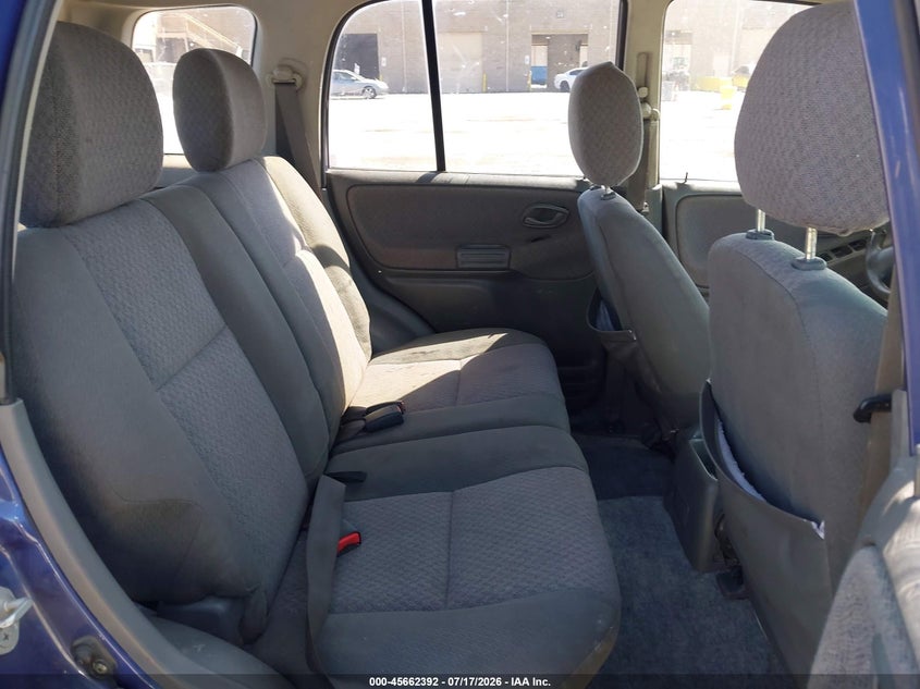 1999 CHEVROLET TRACKER auction photo 8
