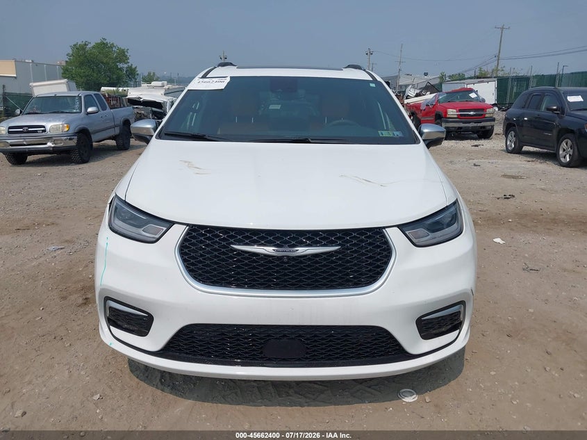 2023 Chrysler Pacifica Hybrid Pinnacle VIN: 2C4RC1N71PR562774 Lot: 45662400