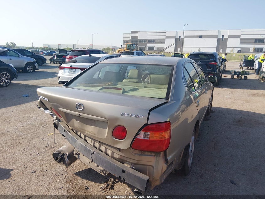 1999 LEXUS GS 300 auction photo 4