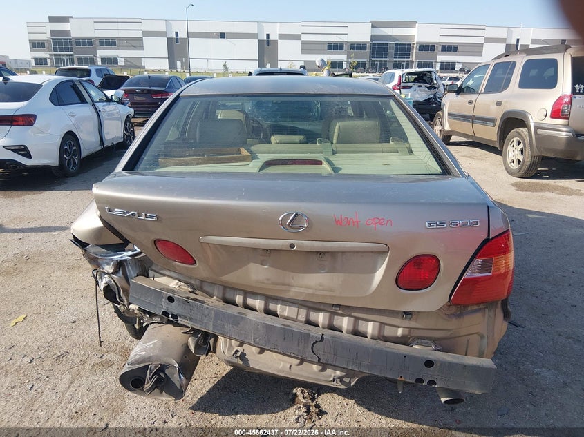1999 LEXUS GS 300 auction photo 6
