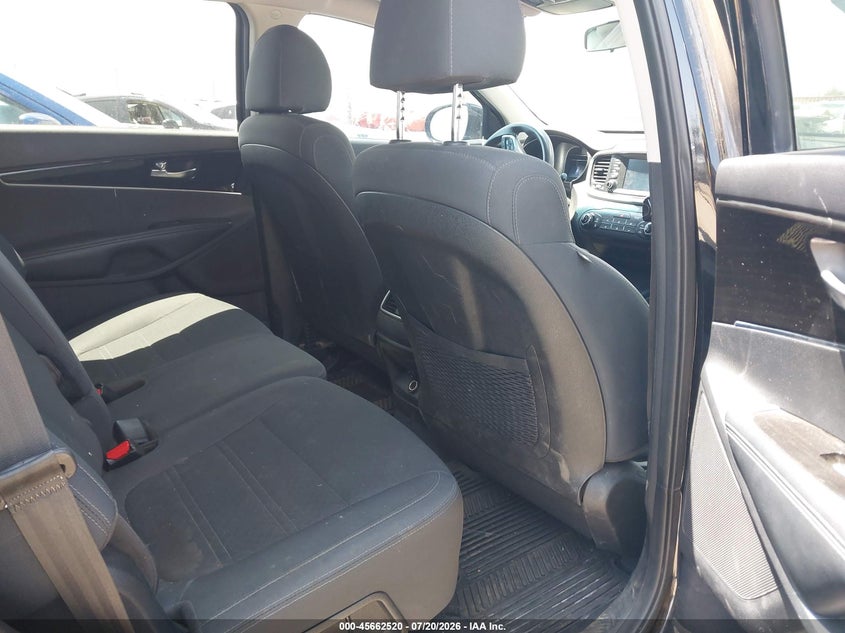 2019 Kia Sorento 2.4L L VIN: 5XYPG4A33KG567049 Lot: 45662520
