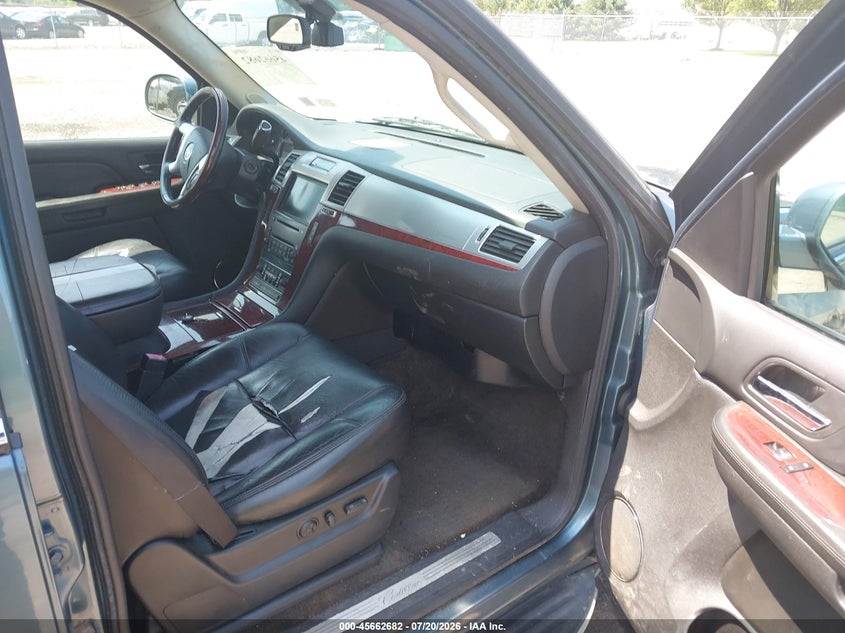2008 CADILLAC ESCALADE auction photo 5