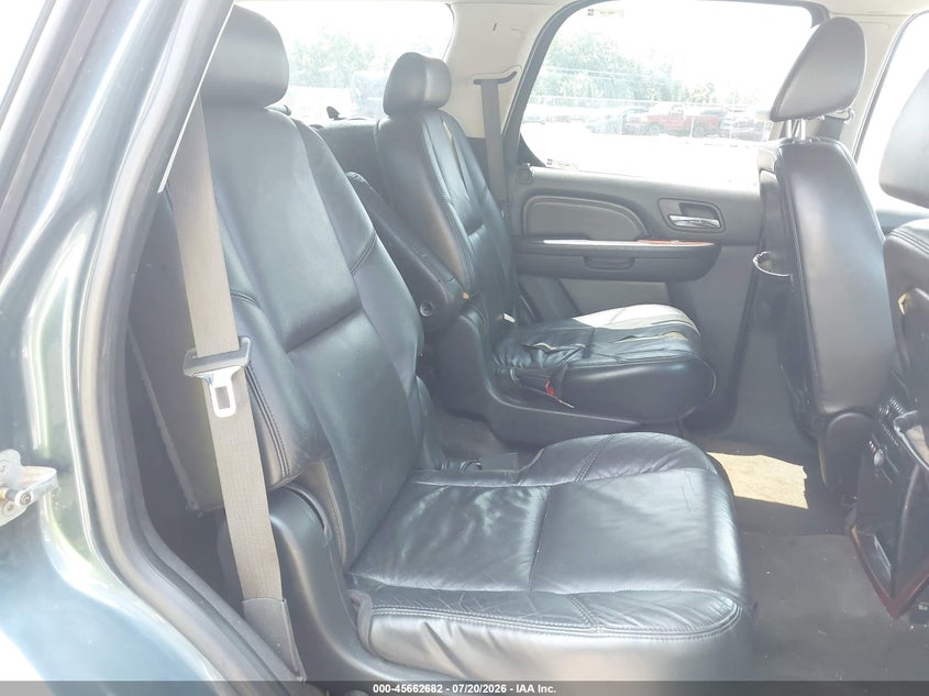 2008 CADILLAC ESCALADE auction photo 8