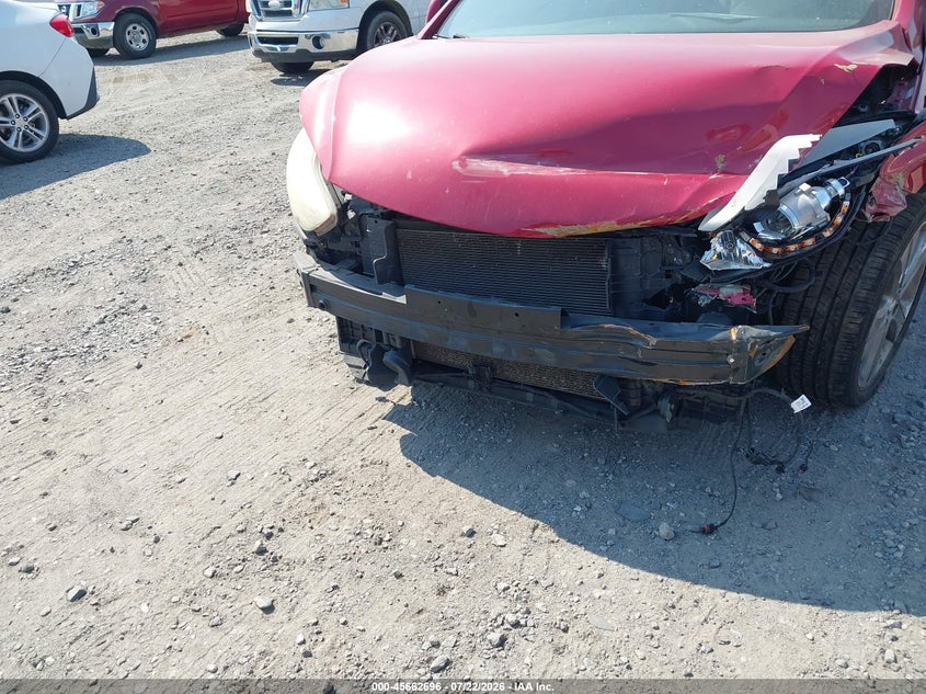 2015 HYUNDAI ELANTRA auction photo 6