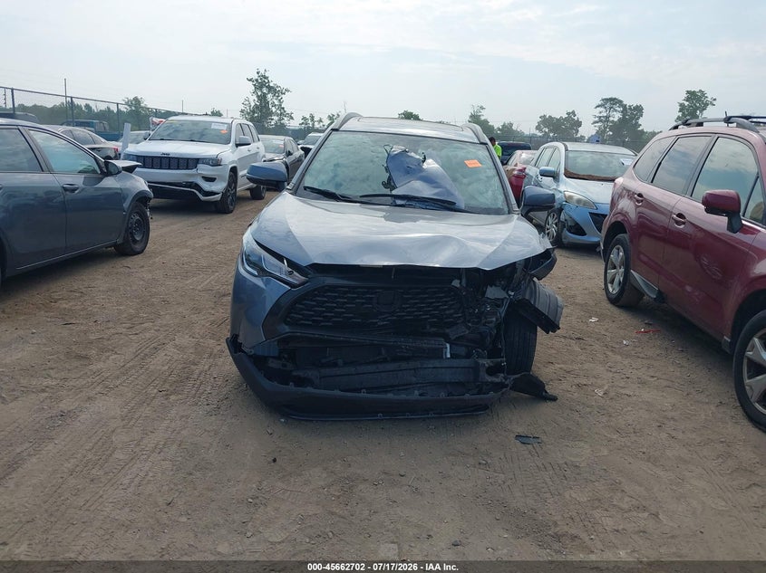 2022 Toyota Corolla Cross Le VIN: 7MUBAAAG0NV012327 Lot: 45662702