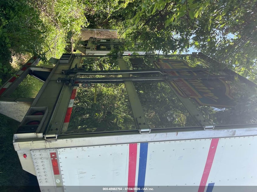 2015 UTILITY TRAILER MFG VS2RA auction photo 3
