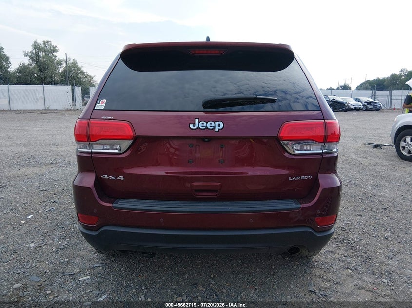 JEEP GRAND CHEROKEE - zdjęcie 17