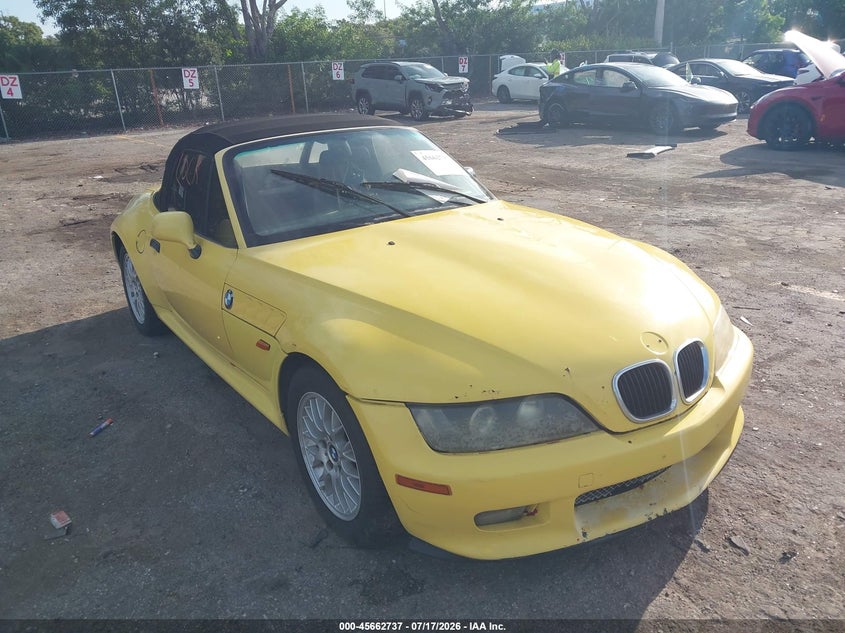 1998 BMW Z3 2.8 VIN: 4USCJ3323WLC10329 Lot: 45662737