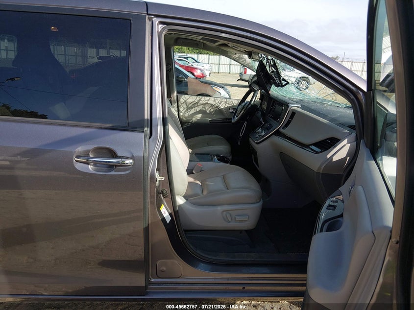 2019 Toyota Sienna Xle 8 Passenger VIN: 5TDYZ3DC7KS996606 Lot: 45662757