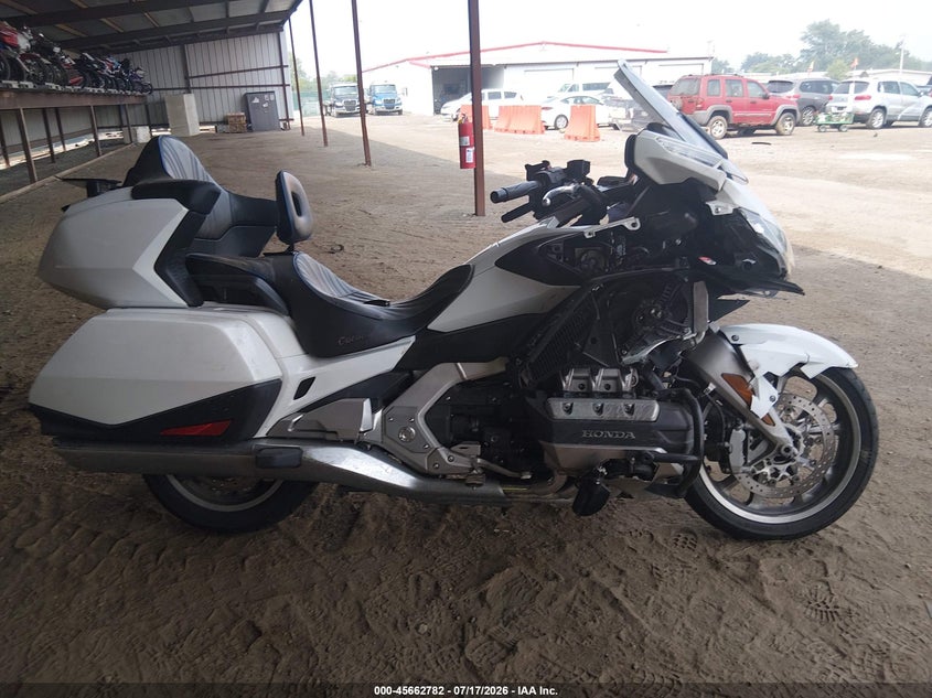 2018 Honda Gl1800 VIN: JH2SC790XJK000063 Lot: 45662782