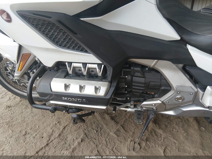 2018 Honda Gl1800 VIN: JH2SC790XJK000063 Lot: 45662782