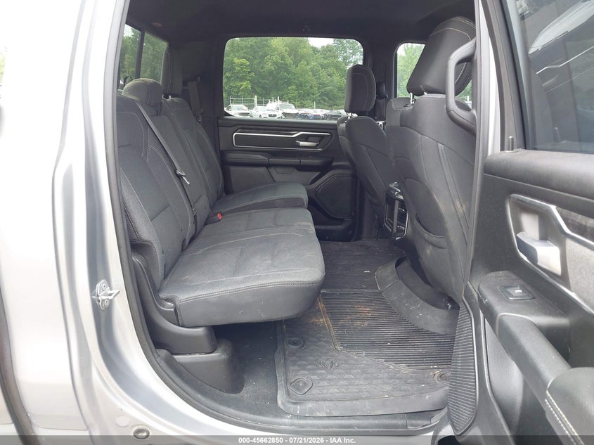 2019 RAM 1500 auction photo 8