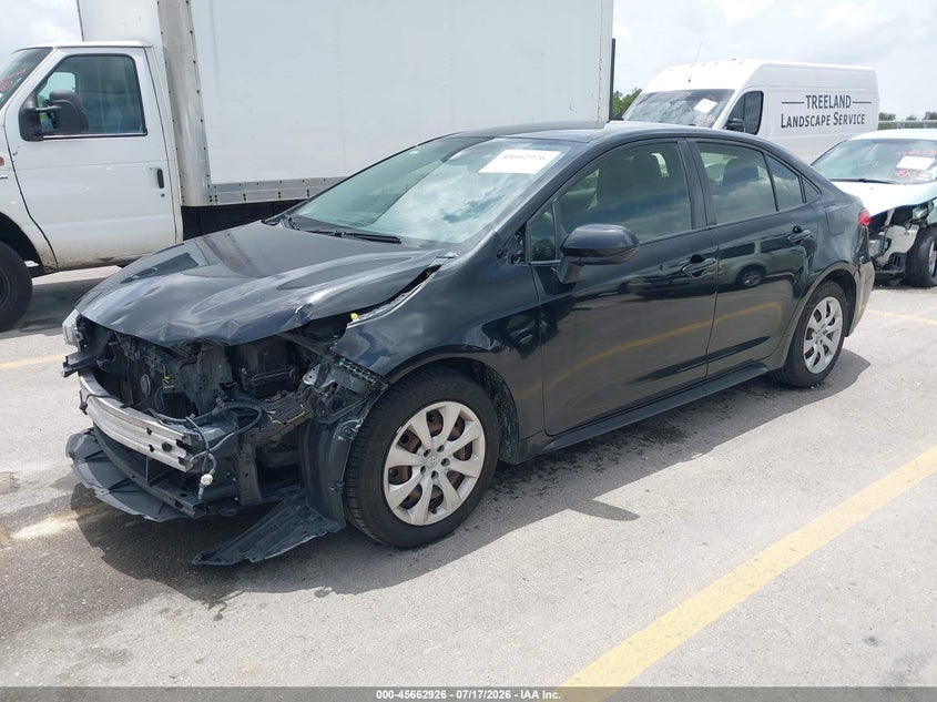 2020 TOYOTA COROLLA auction photo 2