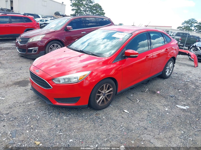 Vin: 1fadp3f24fl208628, lot: 46161543, ford focus se 20152