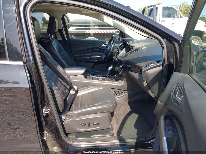 2019 FORD ESCAPE auction photo 5
