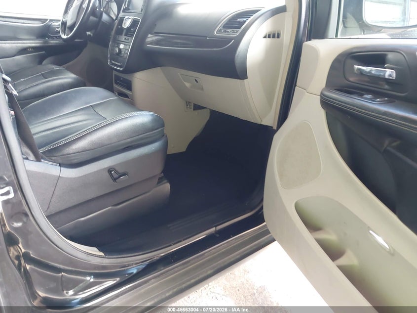 2014 Chrysler Town & Country Touring-L VIN: 2C4RC1CG4ER143947 Lot: 45663004