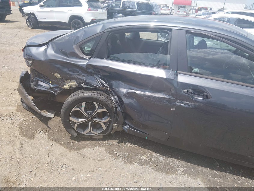 2021 KIA FORTE auction photo 6