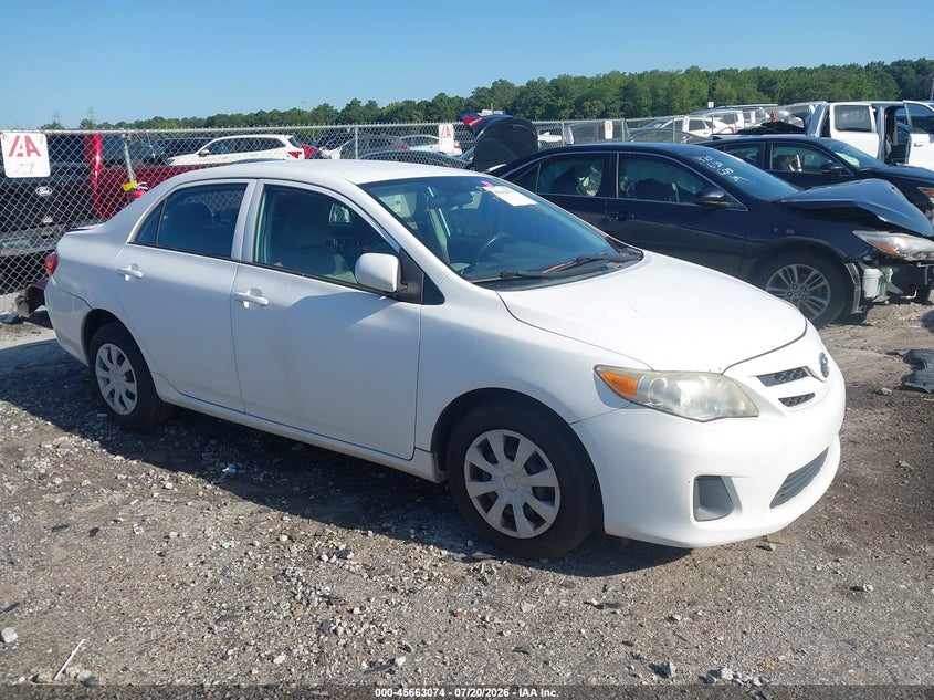 2013 TOYOTA COROLLA auction photo 1