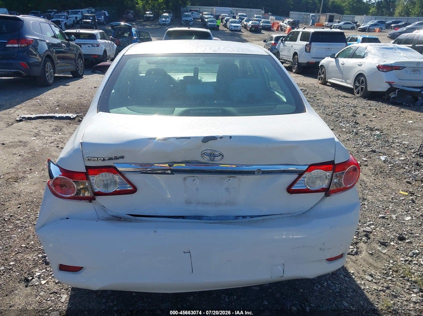 2013 TOYOTA COROLLA auction photo 6