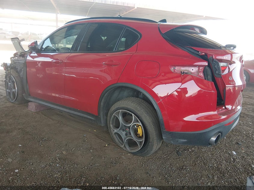 2018 ALFA ROMEO STELVIO auction photo 3