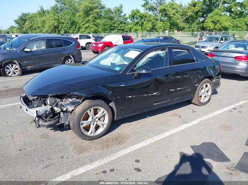 Vin: waudnaf4xjn017232, lot: 46161677, audi a4 2.0t premium/2.0t tech premium 20182