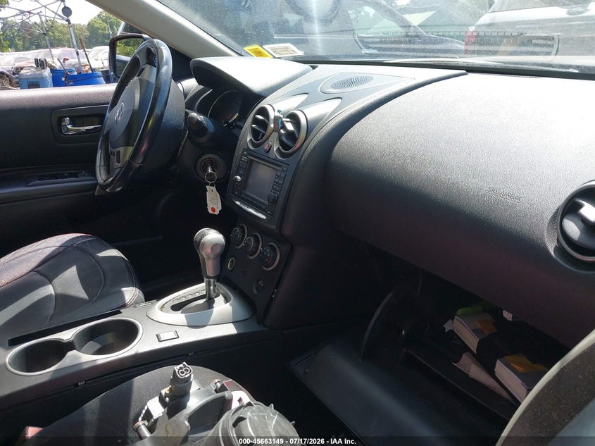 2011 NISSAN ROGUE auction photo 5