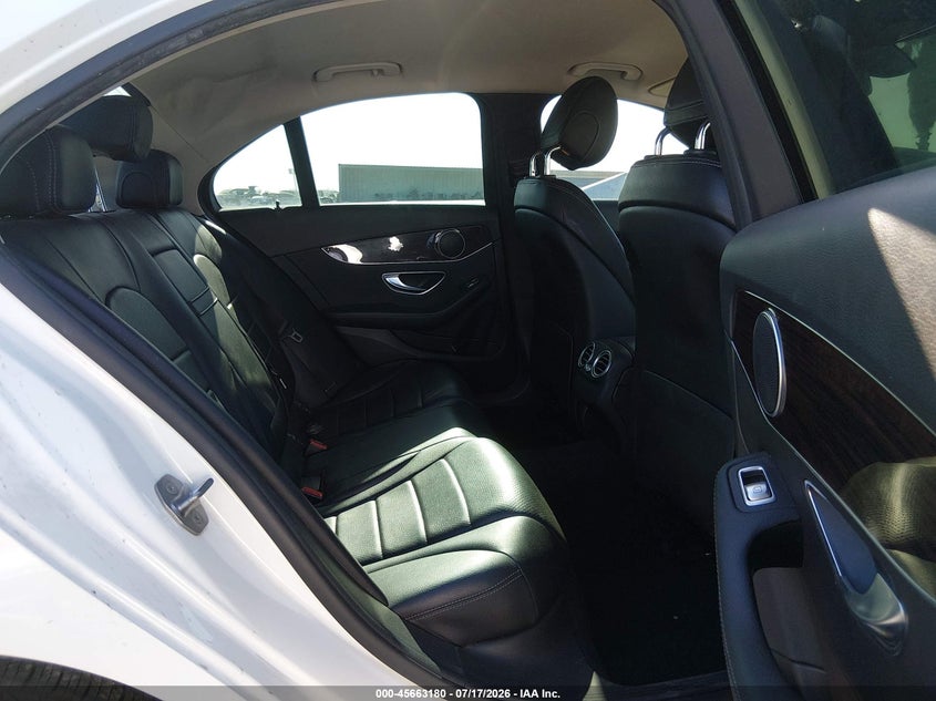 2016 Mercedes-Benz C 300 VIN: 55SWF4JB8GU172268 Lot: 45663180