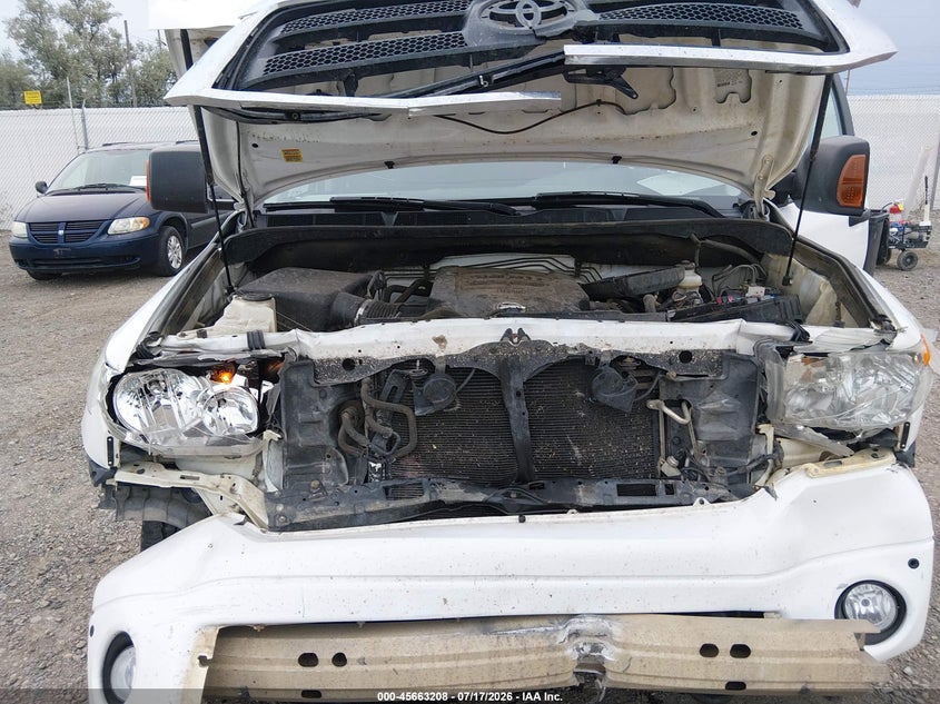 2011 Toyota Tundra Sr5 5.7L V8 VIN: 5TFDY5F12BX189574 Lot: 45663208