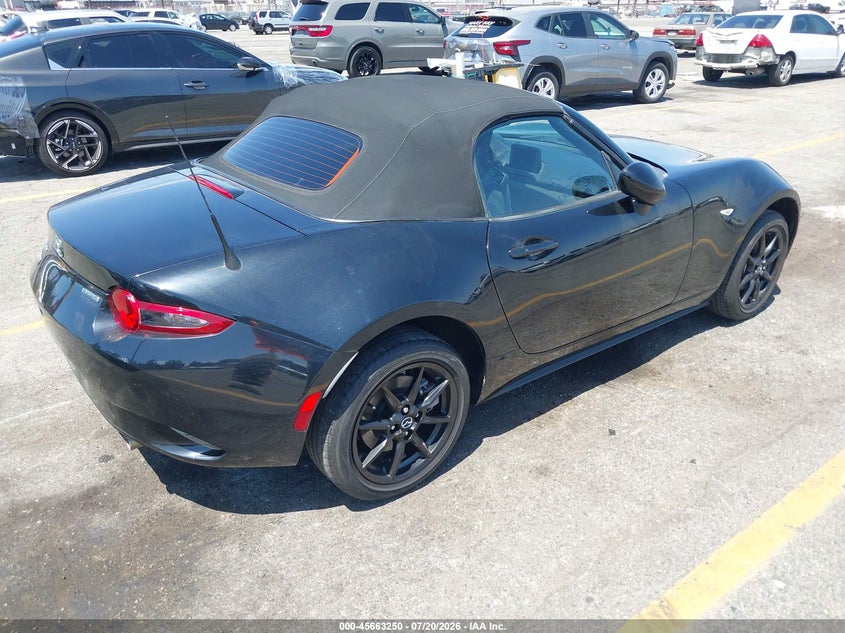 Vin: jm1ndab74n0506013, lot: 46161822, mazda mx-5 miata sport 20224