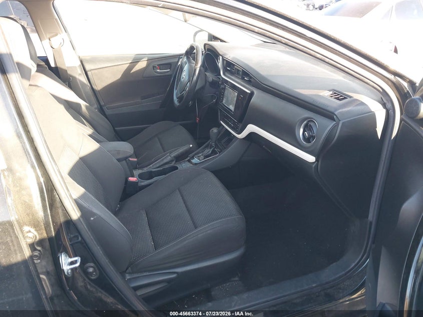 2017 TOYOTA COROLLA IM auction photo 5