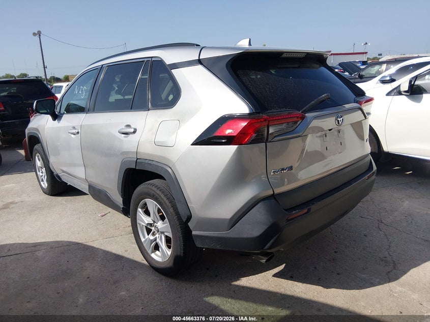 2020 TOYOTA RAV4 auction photo 3