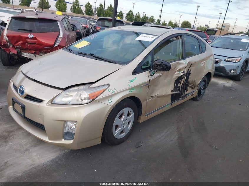 2011 Toyota Prius, Left Side, IAAI, VIN JTDKN3DU6B1413367 — photo 2