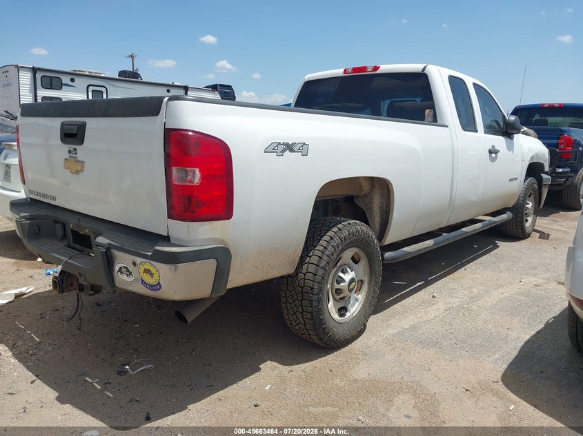 2011 CHEVROLET SILVERADO 2500HD auction photo 4