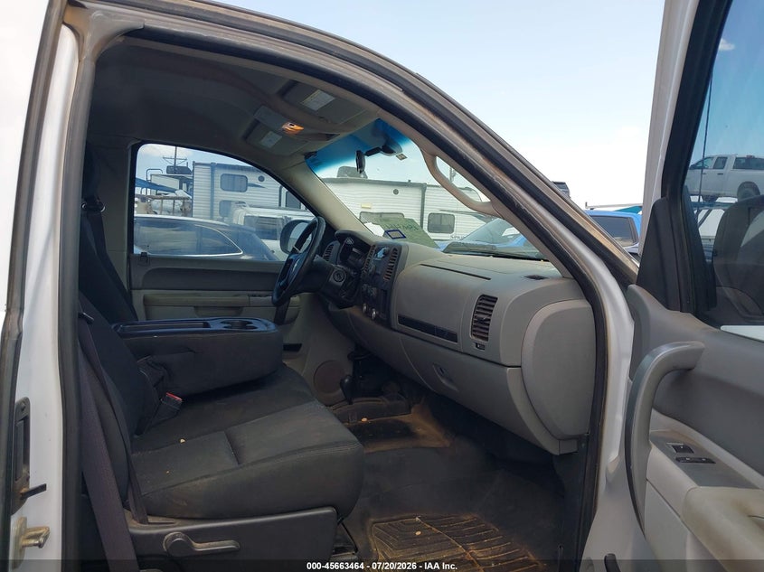 2011 CHEVROLET SILVERADO 2500HD auction photo 5