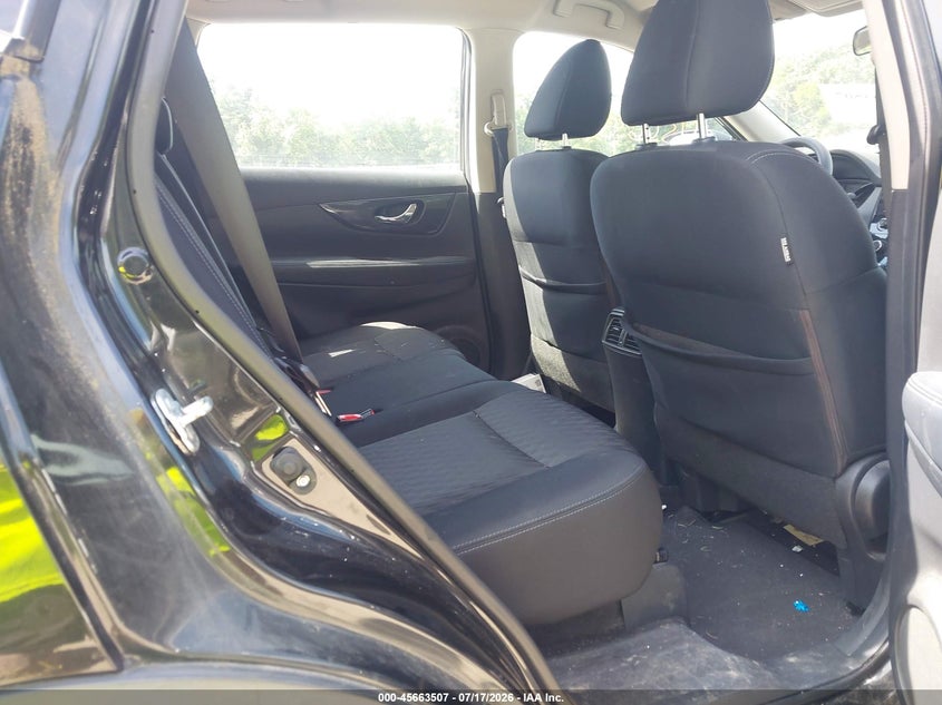2017 NISSAN ROGUE auction photo 8