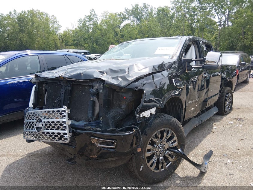 2017 NISSAN TITAN XD auction photo 2