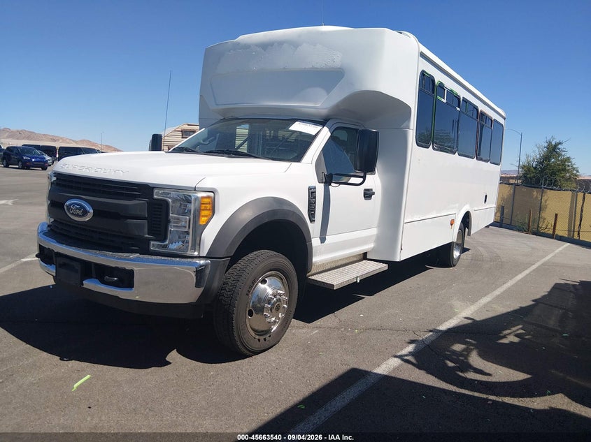 2017 FORD F-550 CHASSIS auction photo 2